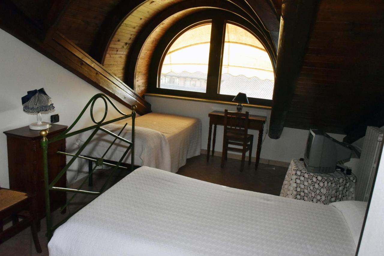 Agriturismo La Ca 'D Majin Poirino Exterior foto